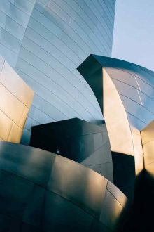 Top 29 World Famous Buildings to Inspire You